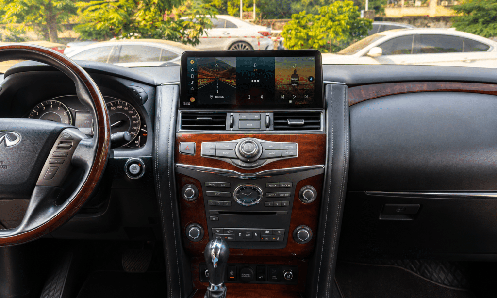 Nissan Patrol Y62 Android glavna jedinica